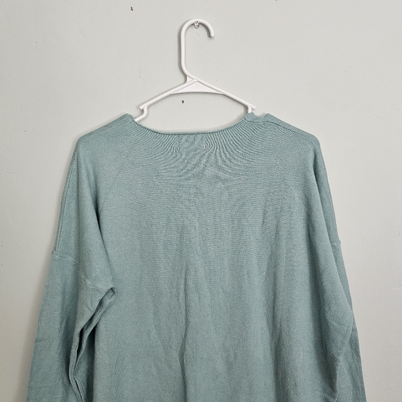 Dreamers Teal V-Neck Sweater - Picture 4 of 6